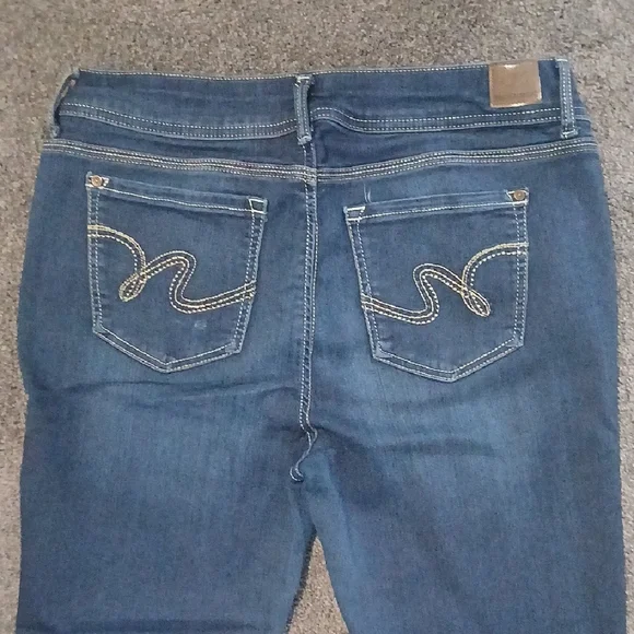 Wallflower Size 13 Reg Women's Classic Blue Skinny Jeans - Picture 7 of 9